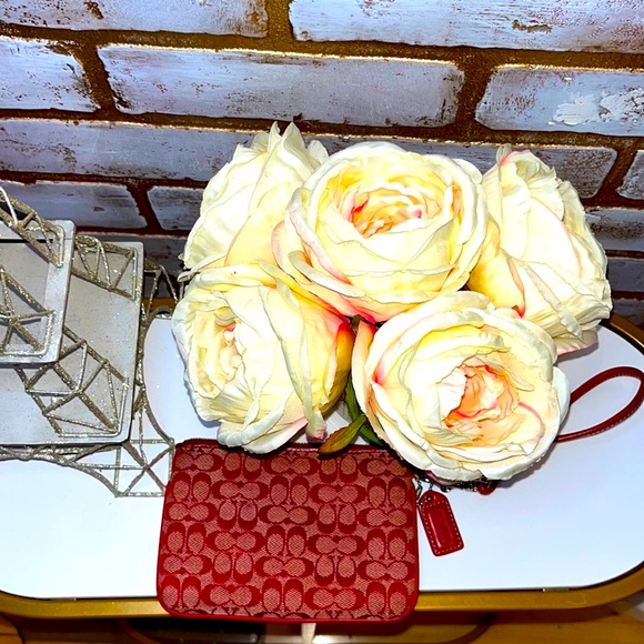 Vintage New Coach Red Signature Logo Leather & Canvas Wristlet with Duster Bag. - Picture 9 of 13